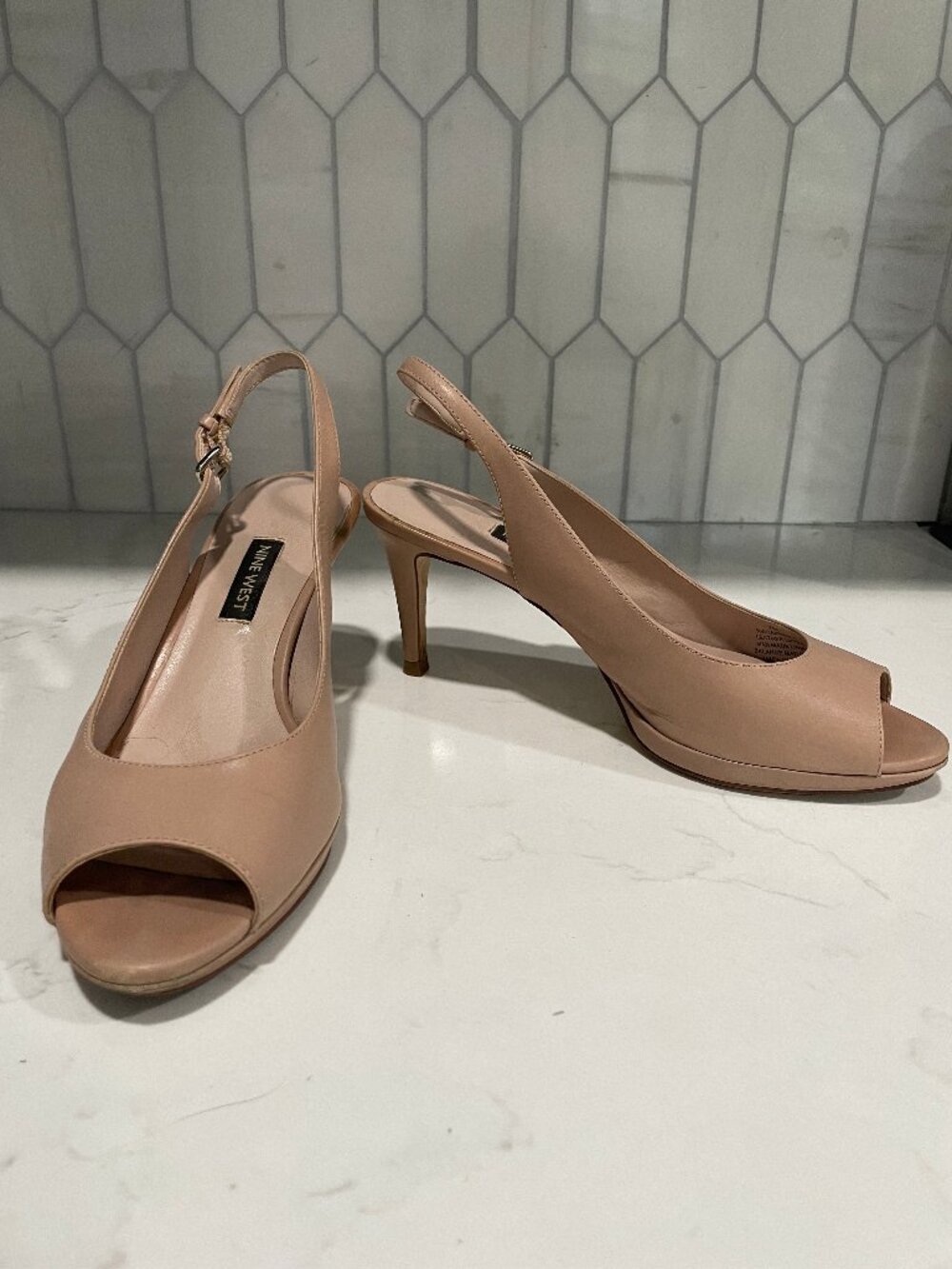 GUC Nine West Peep Toe Slingback Pump - 7M